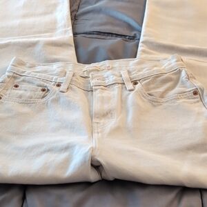 Levi's Women's Straight Leg Jeans - Light Cream